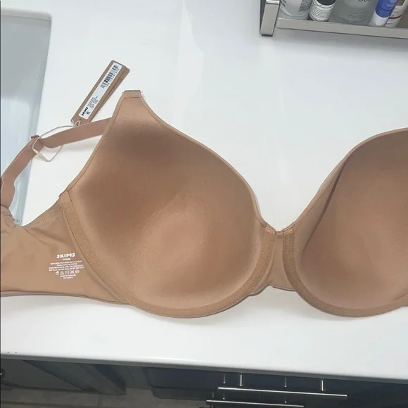 SKIMS Fits Everybody T-Shirt Bra Ochre size 34DDDD 34G new with tags - Picture 4 of 5